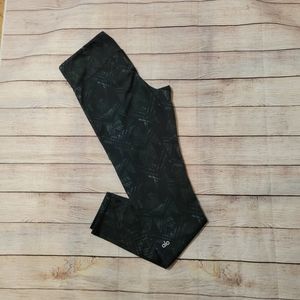 Alo Yoga airbrush Print Leggings. Size Large.